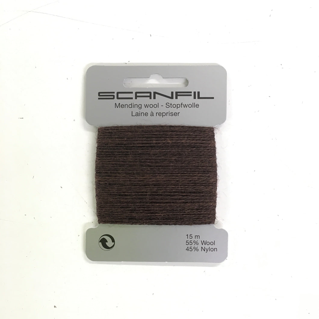 Chocolate brown Mending Wool