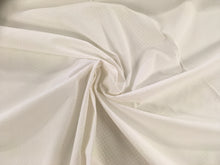 Load image into Gallery viewer, Daisy lacquer print Ivory