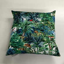 Load image into Gallery viewer, Tropical Jungle Cushion Cover 18”