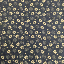 Load image into Gallery viewer, Denim Print Daisy