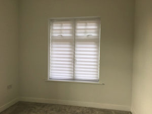 Paper Blinds (Contains x6 Blinds)
