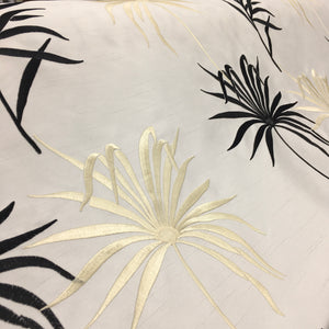 Onyx Botanical
